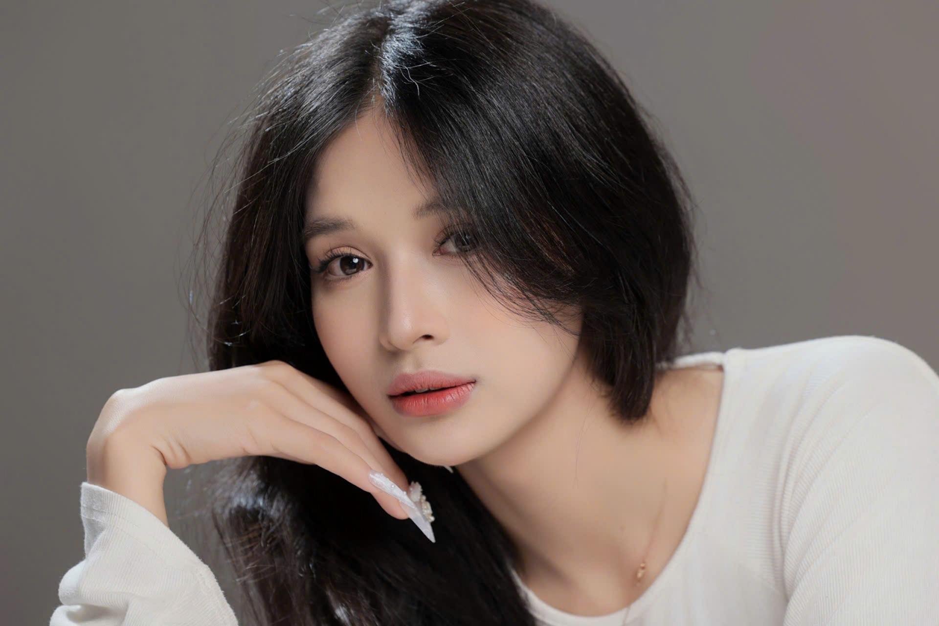 Cận cảnh nhan sắc nữ diễn vi&ecirc;n Gen Z tốt nghiệp thủ khoa, 4 năm nhận học bổng của VTV- Ảnh 7.