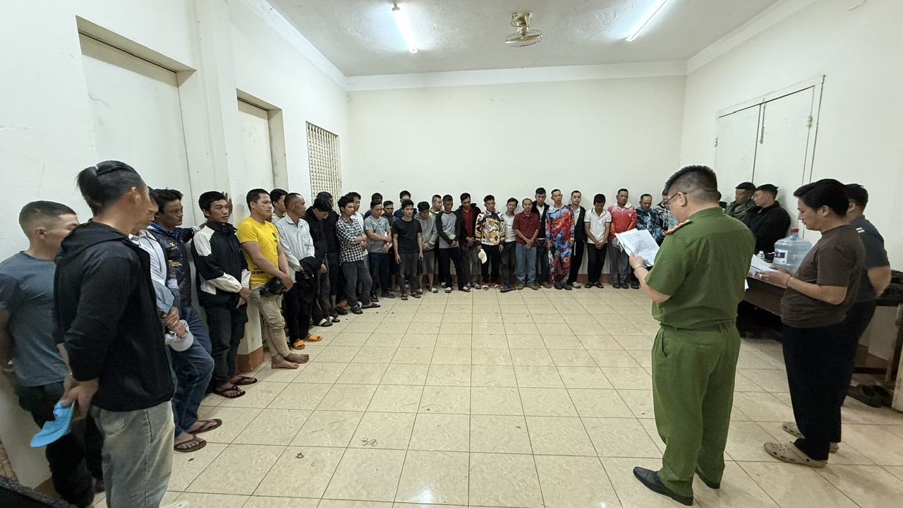 Khởi tố 40 cần thủ tham gia c&acirc;u c&aacute; ăn tiền tại Đắk Lắk năm 2026 - Ảnh 1.