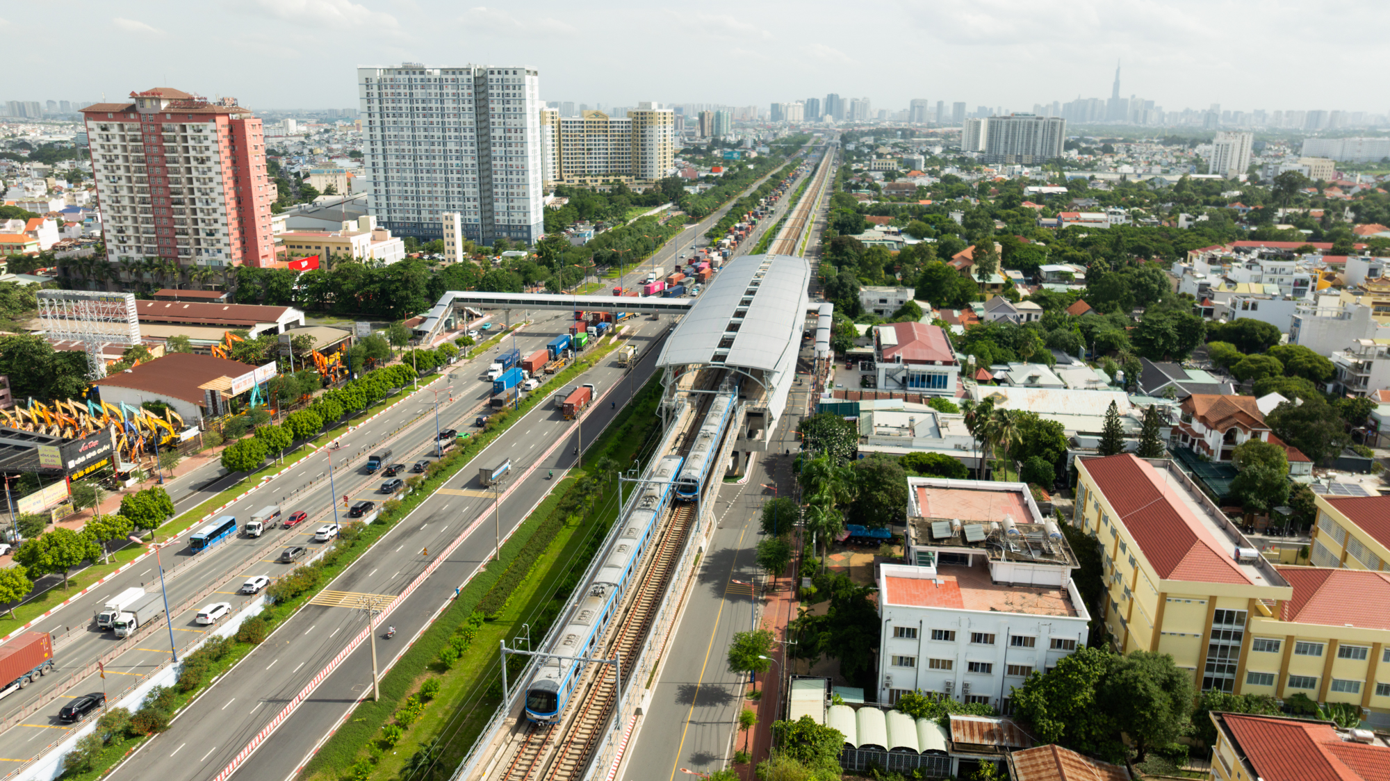 Hạ tầng ven sông Sài Gòn: 50 năm lột xác từ bãi sình lầy thành mặt tiền hiện đại nhất khu vực - Ảnh 3.