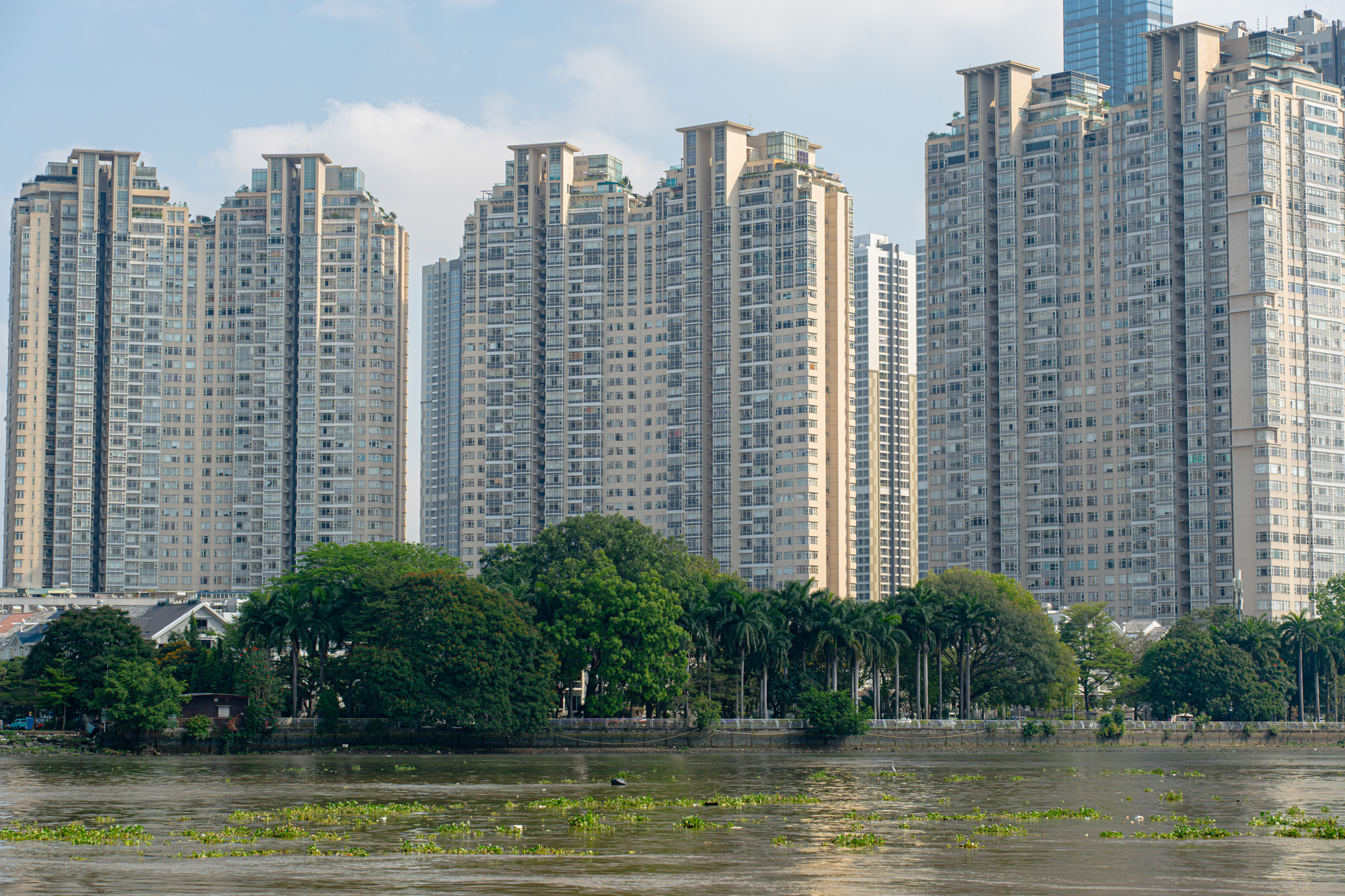 Hạ tầng ven sông Sài Gòn: 50 năm lột xác từ bãi sình lầy thành mặt tiền hiện đại nhất khu vực - Ảnh 5.
