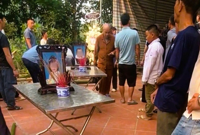 Rủ nhau ra khe suối sau nh&agrave; tắm, 2 trẻ nhỏ đuối nước thương t&acirc;m - Ảnh 1.