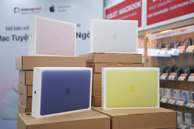 Apple lần đầu tung m&aacute;y gi&aacute; rẻ kh&ocirc;ng ngờ, g&acirc;y "sốt" tại Việt Nam, laptop phổ th&ocirc;ng "n&iacute;n thở"! - Ảnh 1.