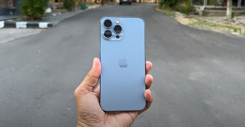 3 Mẫu iPhone cũ đ&aacute;ng mua nhất th&aacute;ng 4 / 2026 cho t&iacute;n đồ c&ocirc;ng nghệ - Ảnh 4.