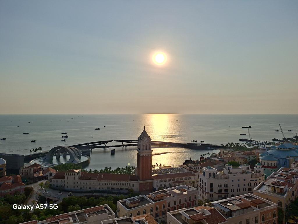 Du lịch Sunset Town Phú Quốc cùng Samsung Galaxy A57 5G: Bắt ảnh nghệ từ bản nâng cấp chất lượng của A56 - Ảnh 17. Du lịch Sunset Town Phú Quốc cùng Samsung Galaxy A57 5G: Bắt ảnh nghệ từ bản nâng cấp chất lượng của A56 - Ảnh 17.
