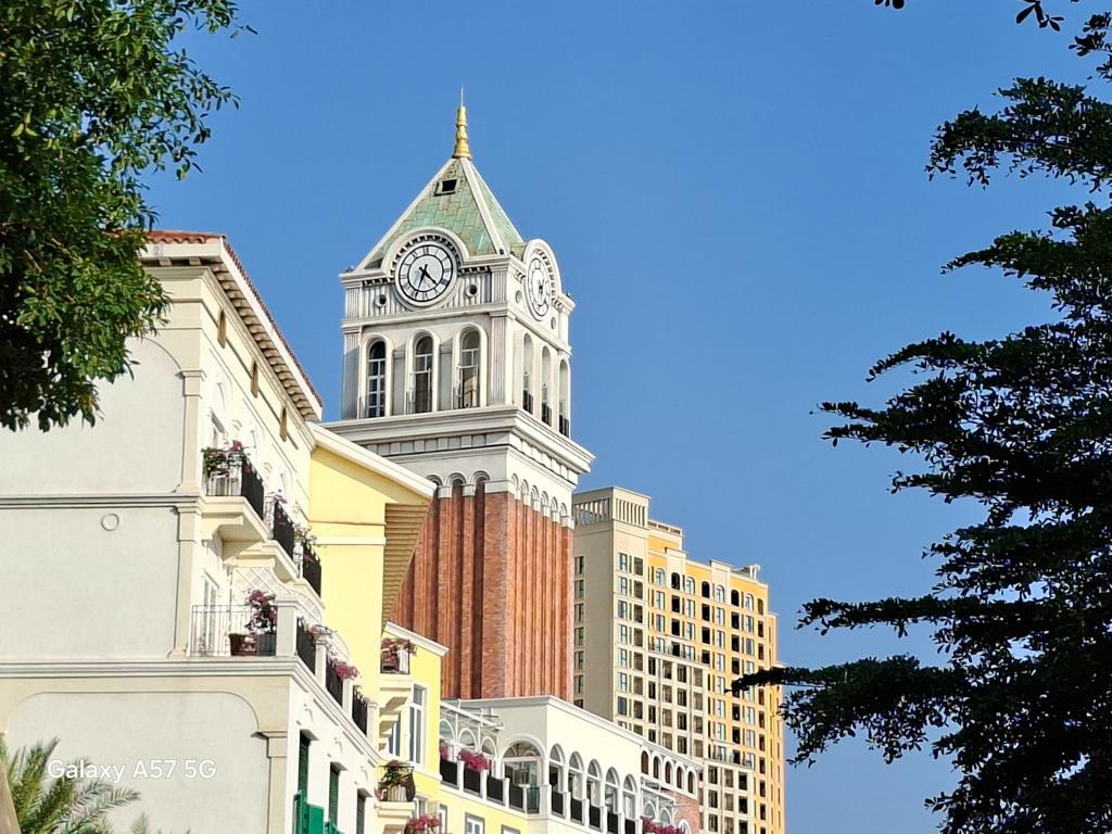 Du lịch Sunset Town Phú Quốc cùng Samsung Galaxy A57 5G: Bắt ảnh nghệ từ bản nâng cấp chất lượng của A56 - Ảnh 6. Du lịch Sunset Town Phú Quốc cùng Samsung Galaxy A57 5G: Bắt ảnh nghệ từ bản nâng cấp chất lượng của A56 - Ảnh 6.