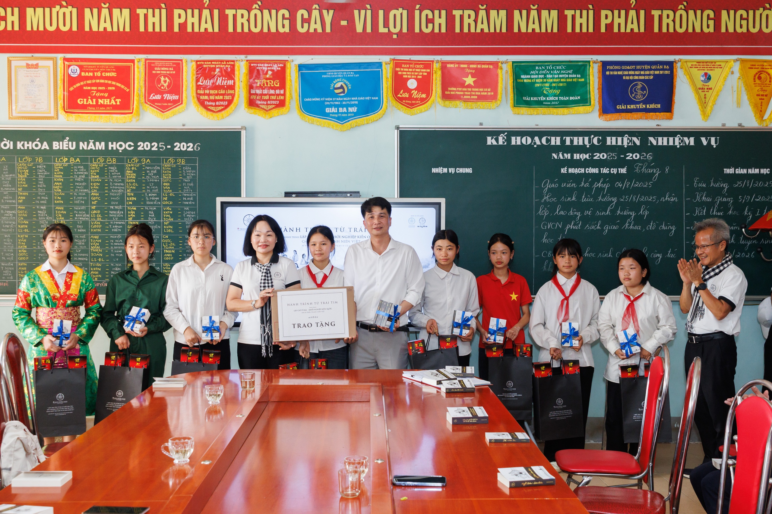 Nhật Ký Hành Trình Từ Trái Tim: Tiếp lửa khát vọng lập thân kiến quốc nơi vùng núi cực bắc - Ảnh 8.