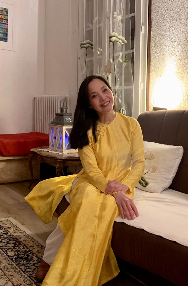 Nữ NSƯT được trải thảm đỏ: "Anh Trần B&igrave;nh đ&atilde; trực tiếp xin t&ocirc;i về" - Ảnh 3.