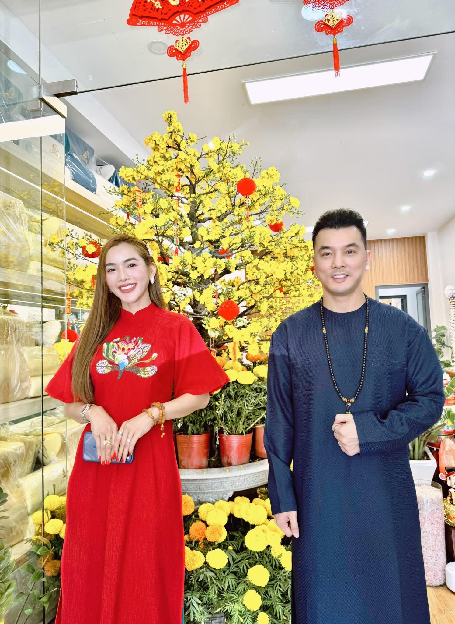 Ưng Ho&agrave;ng Ph&uacute;c b&aacute;n biệt thự - Ảnh 2.