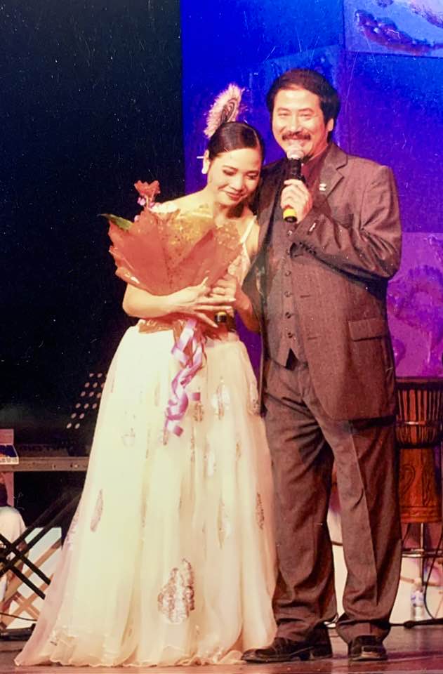 Nữ NSƯT được trải thảm đỏ: "Anh Trần B&igrave;nh đ&atilde; trực tiếp xin t&ocirc;i về" - Ảnh 2.