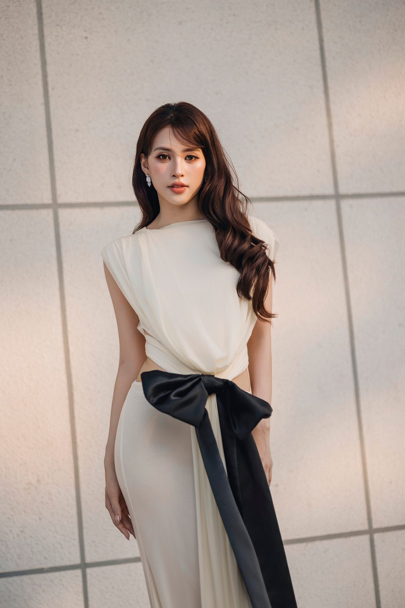 Tiểu Vy quyến rũ tựa nữ thần trong bộ ảnh mới - Ảnh 6. Tiểu Vy quyến rũ tựa nữ thần trong bộ ảnh mới - Ảnh 6.