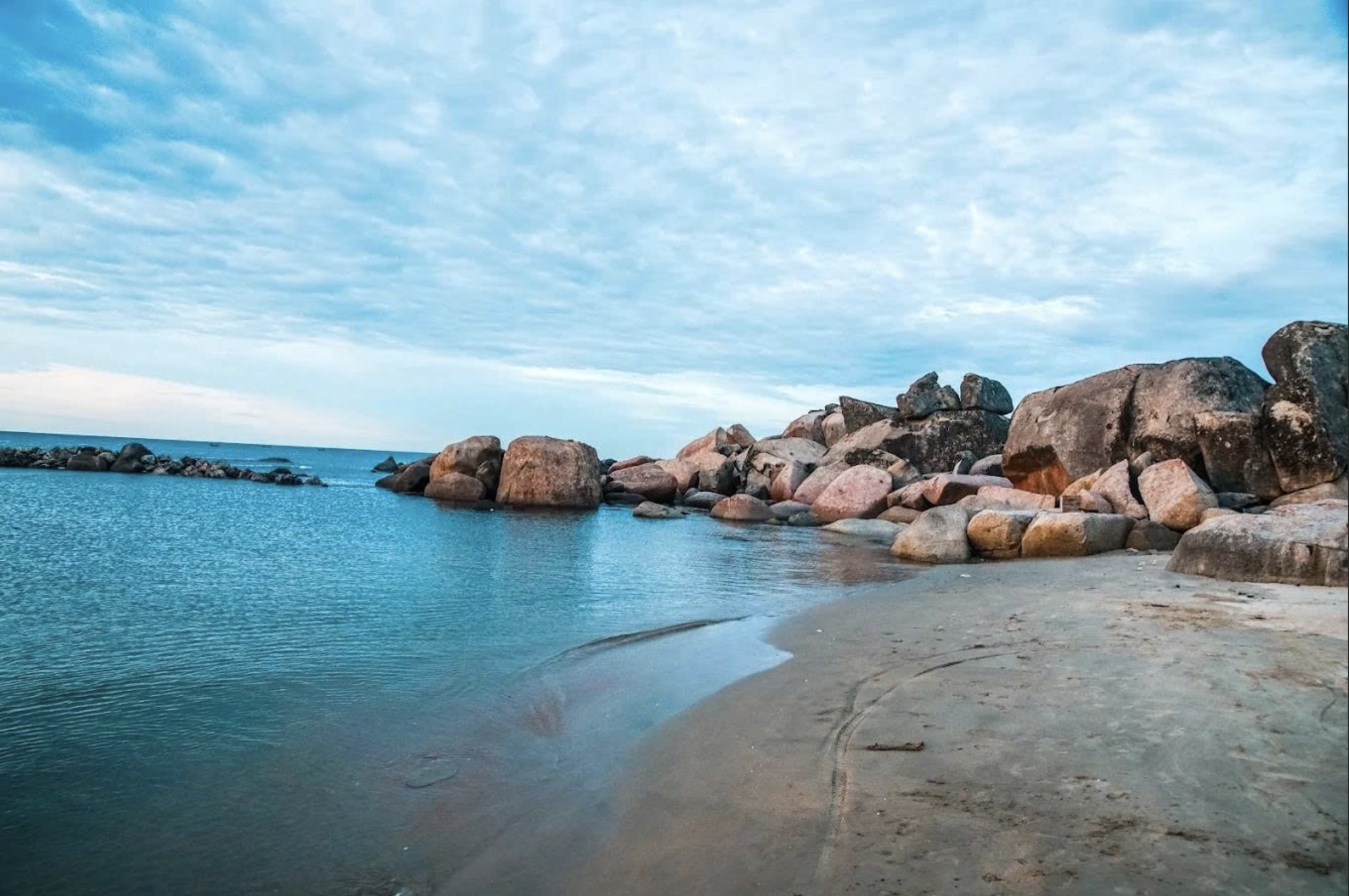 Kh&aacute;m ph&aacute; miền Trung: Điểm đến du lịch hấp dẫn năm 2026 - Ảnh 3.