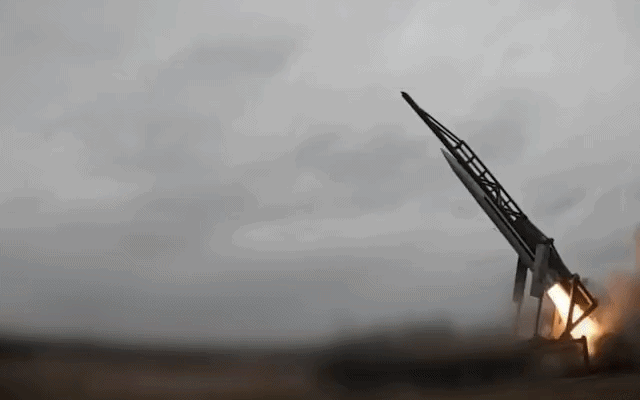 Lần đầu ti&ecirc;n: &Ocirc;ng Zelensky n&oacute;i Ukraine 'chiếm vị tr&iacute;' Nga, kh&ocirc;ng cần bộ binh; lực lượng đặc biệt ghi c&ocirc;ng - Ảnh 2.