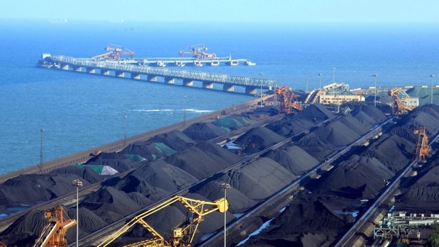 Kim cương đen' của Việt Nam lên ngôi giữa 'cơn khát' năng lượng - Tăng mạnh hơn 100% về lượng, Nhật Bản, Indonesia tranh mua - Ảnh 1. Kim cương đen' của Việt Nam lên ngôi giữa 'cơn khát' năng lượng - Tăng mạnh hơn 100% về lượng, Nhật Bản, Indonesia tranh mua - Ảnh 1.