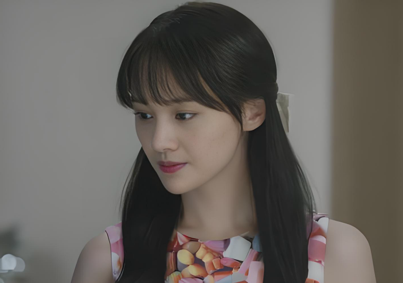 Dồn tiền tiết kiệm mua tặng chị d&acirc;u m&oacute;n qu&agrave; sinh nhật qu&yacute; gi&aacute;, 2 ng&agrave;y sau, nghe l&eacute;n cuộc điện thoại của chị m&agrave; t&ocirc;i chết lặng- Ảnh 1.