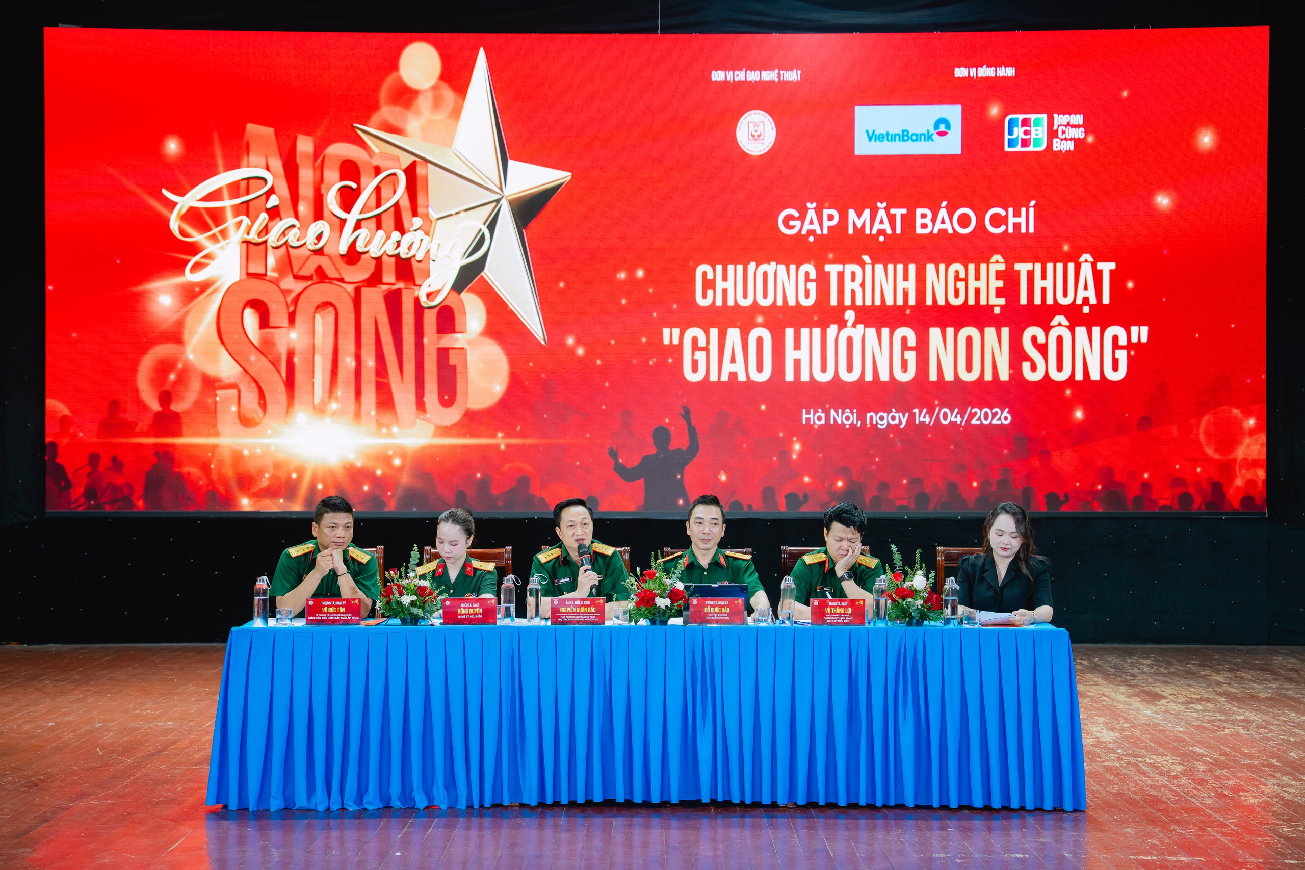 200 nghệ sĩ đổ bộ phố đi bộ Trần Nhân Tông, Đại tá – NSND Nguyễn Xuân Bắc: 