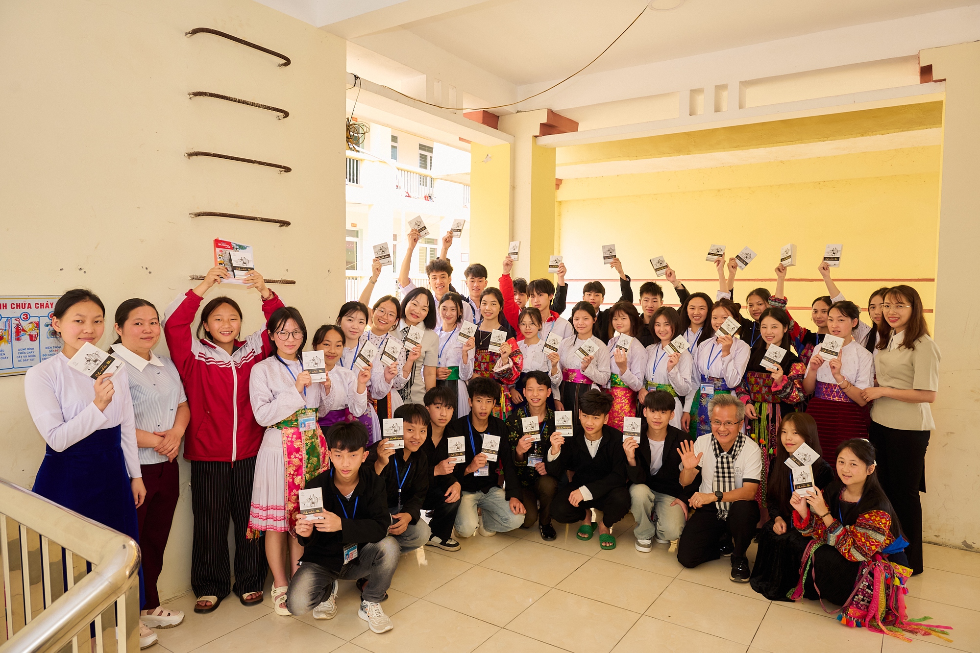 H&agrave;nh tr&igrave;nh Từ Tr&aacute;i Tim: Khơi dậy kh&aacute;t vọng cho thế hệ trẻ v&ugrave;ng cao - Ảnh 1.