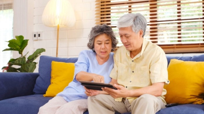 Cụ &ocirc;ng 62 tuổi từ chối trả nợ cho con: T&igrave;nh y&ecirc;u hay tr&aacute;ch nhiệm? - Ảnh 1.