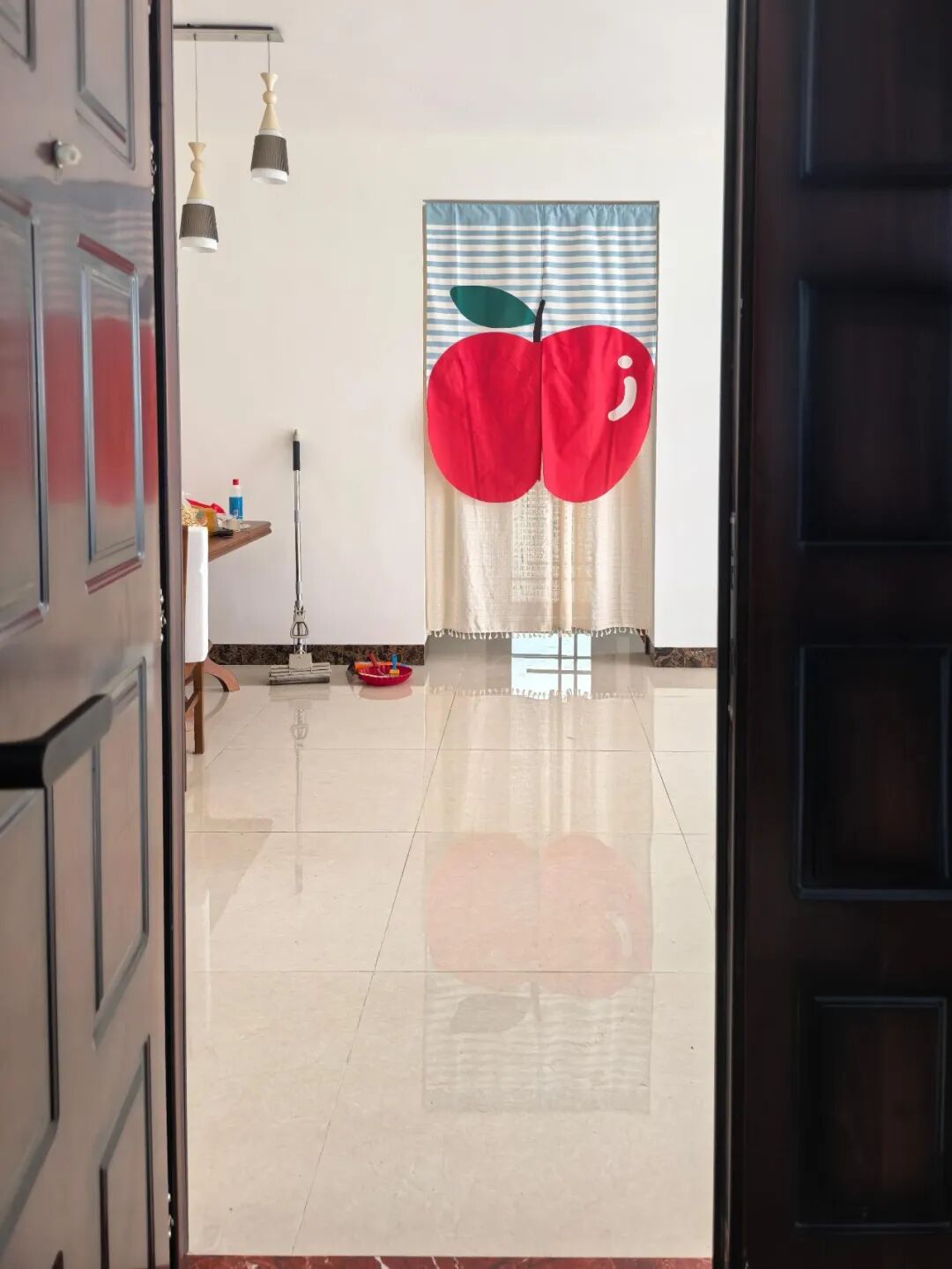 Mở cửa thấy 7 thứ n&agrave;y: Kh&ocirc;ng chỉ xấu phong thủy m&agrave; c&ograve;n ảnh hưởng trực tiếp đến chất lượng sống - Ảnh 4.