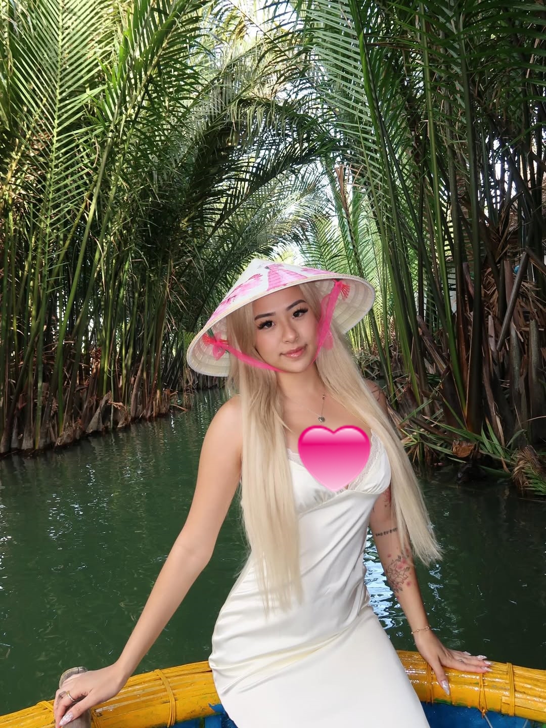 Kh&aacute;ch T&acirc;y trải nghiệm thuyền th&uacute;ng tại Hội An: Điểm du lịch hot - Ảnh 1.