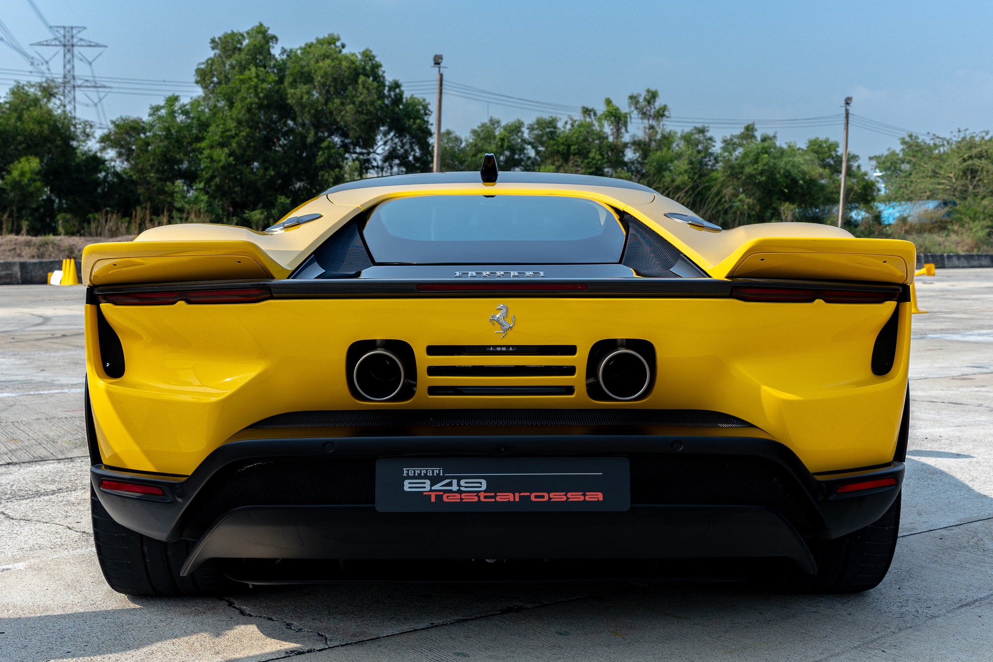 T&ocirc;i l&aacute;i Ferrari 849 Testarossa: Sức cuốn h&uacute;t của 1.035 m&atilde; lực kh&ocirc;ng thể m&ocirc; tả bằng th&ocirc;ng số- Ảnh 13.