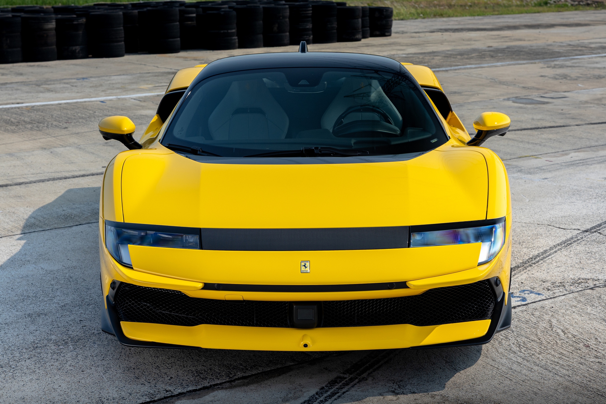 T&ocirc;i l&aacute;i Ferrari 849 Testarossa: Sức cuốn h&uacute;t của 1.035 m&atilde; lực kh&ocirc;ng thể m&ocirc; tả bằng th&ocirc;ng số- Ảnh 11.