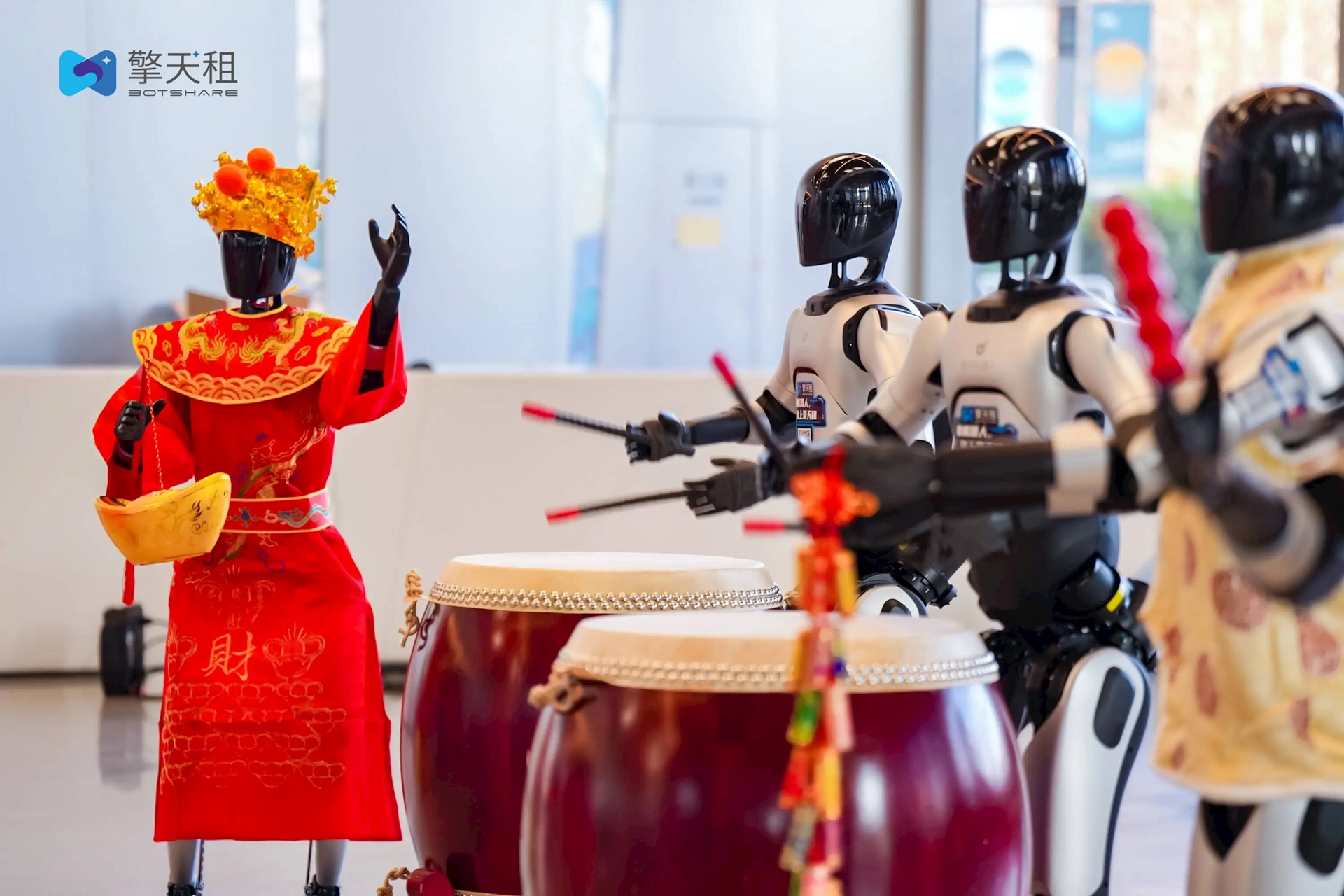 Cơn sốt thu&ecirc; robot ở Trung Quốc giảm gi&aacute; mạnh từ 30 . 000 Xuống 1 . 000 Nh&acirc;n d&acirc;n tệ - Ảnh 2.