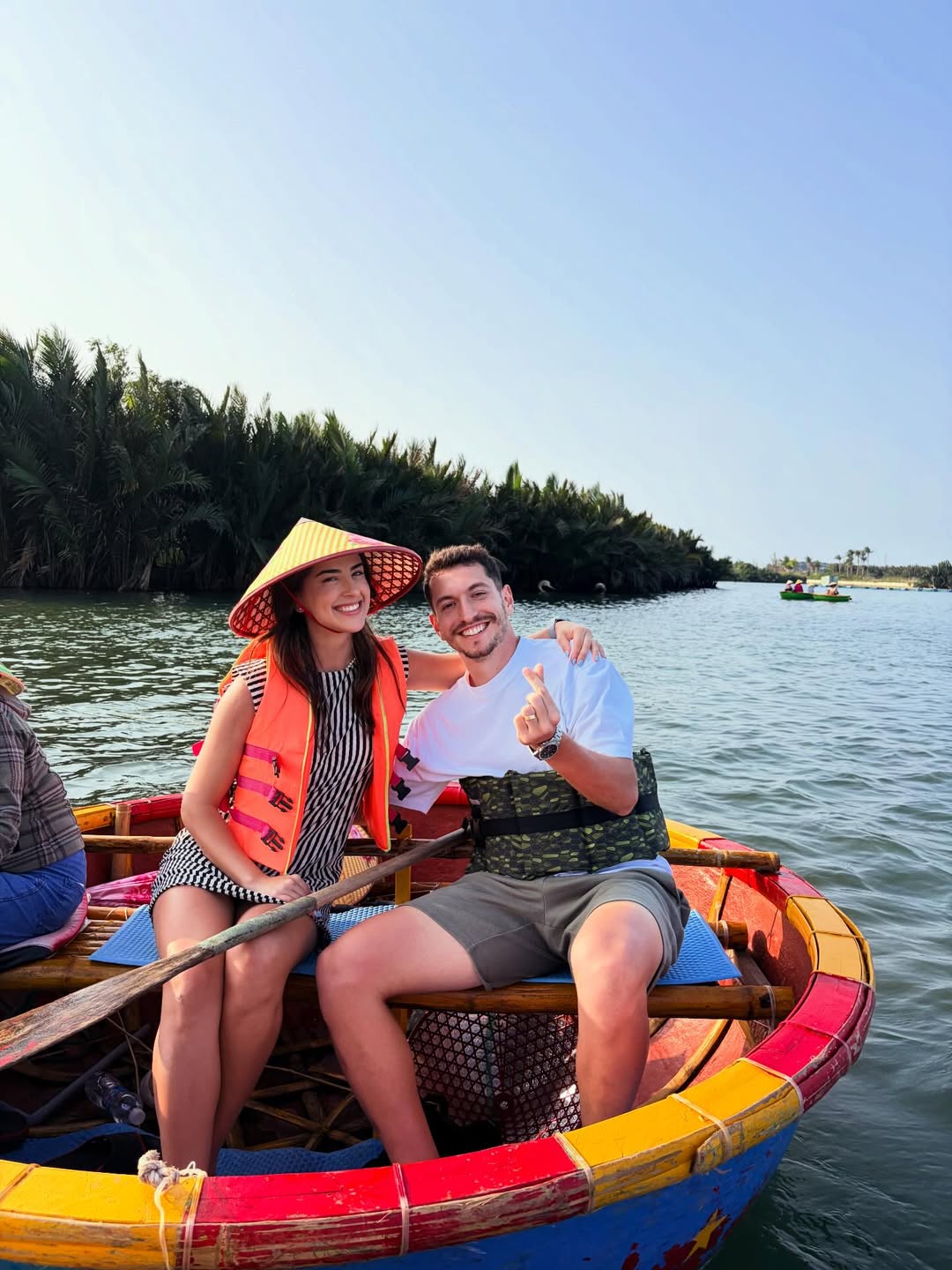 Kh&aacute;ch T&acirc;y trải nghiệm thuyền th&uacute;ng tại Hội An: Điểm du lịch hot - Ảnh 7.