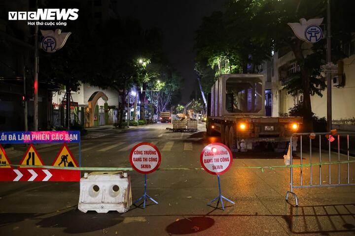 C&ocirc;ng tr&igrave;nh chống ngập H&agrave; Nội khẩn trương thi c&ocirc;ng xuy&ecirc;n đ&ecirc;m trước m&ugrave;a mưa 2026 - Ảnh 12.