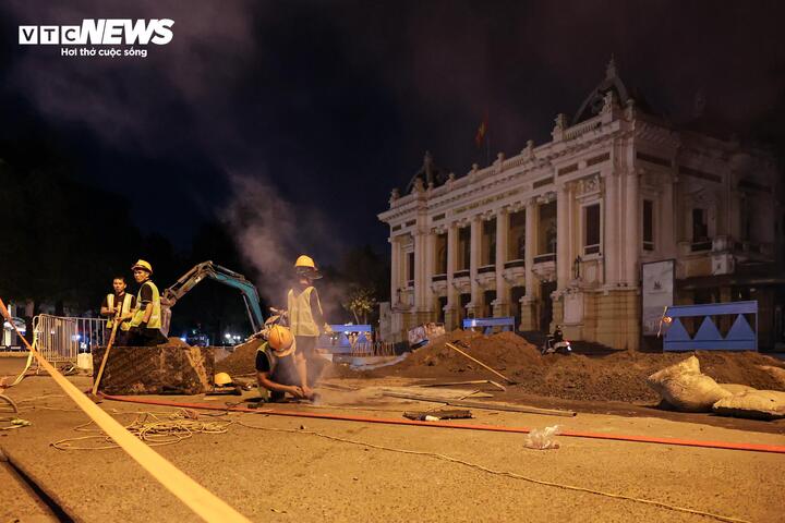 C&ocirc;ng tr&igrave;nh chống ngập H&agrave; Nội khẩn trương thi c&ocirc;ng xuy&ecirc;n đ&ecirc;m trước m&ugrave;a mưa 2026 - Ảnh 22.