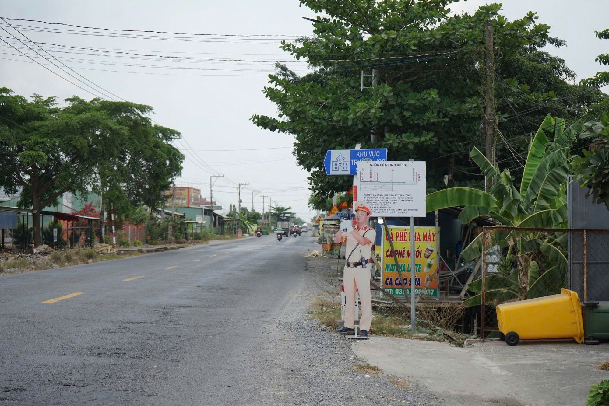H&igrave;nh nộm cảnh s&aacute;t giao th&ocirc;ng bắn tốc độ khiến t&agrave;i xế giật m&igrave;nh ở T&acirc;y Ninh - Ảnh 2.