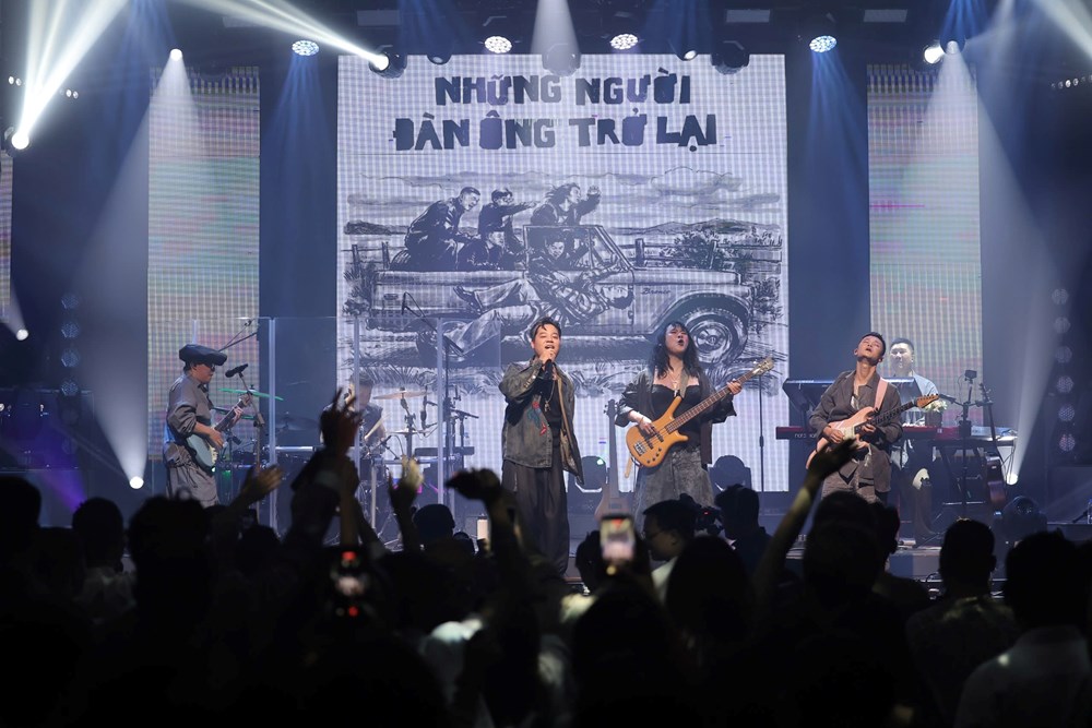 Dương Trần Nghĩa trở lại c&ugrave;ng Picker Band, kể những c&acirc;u chuyện đời ch&acirc;n thật kh&ocirc;ng che đậy- Ảnh 2.