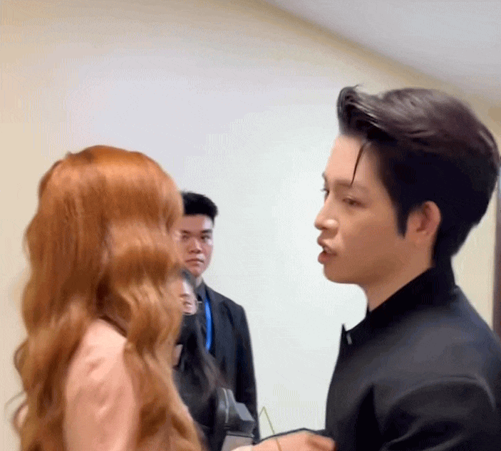 Trang Ph&aacute;p đ&atilde; về Việt Nam giữa t&acirc;m b&atilde;o thi Đạp Gi&oacute;, 1 chi tiết khiến đồng nghiệp lo lắng - Ảnh 2.