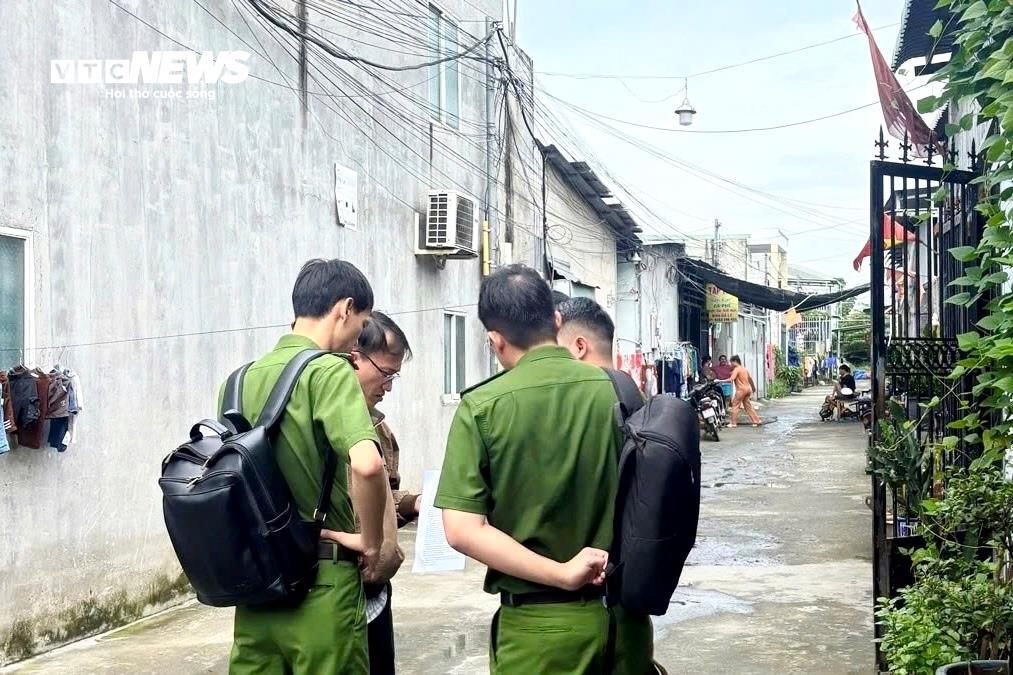 Bắt giữ L&ecirc; Văn Ho&agrave;ng v&igrave; x&acirc;y dựng 48 căn nh&agrave; tr&aacute;i ph&eacute;p ở TP . HCM - Ảnh 1.