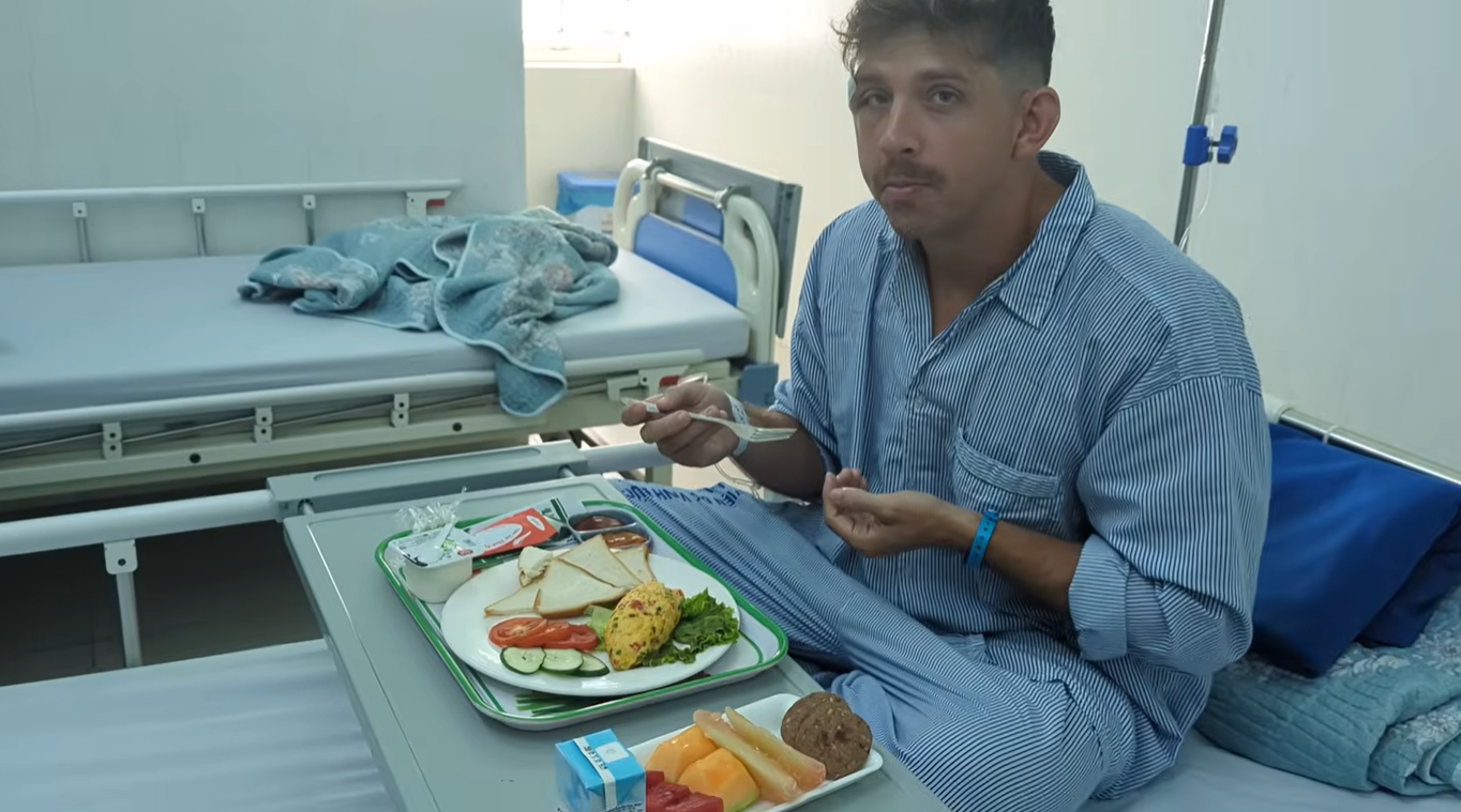 Khách Tây phẫu thuật tại 1 bệnh viện ở Đà Nẵng: 