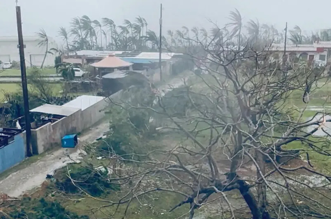 Si&ecirc;u b&atilde;o Sinlaku 2026 g&acirc;y thiệt hại lớn tại Mỹ: Hậu quả kinh ho&agrave;ng - Ảnh 1.