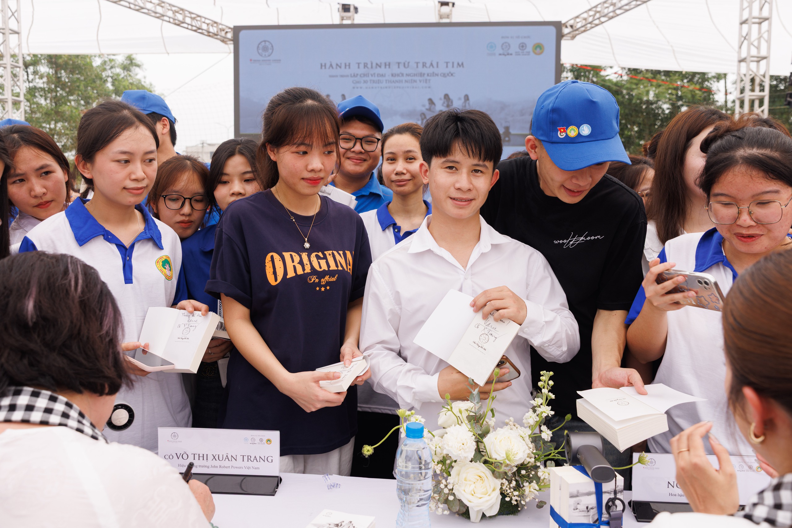 Nhật ký Hành Trình Từ Trái Tim: Khơi chí lớn, tiếp động lực cho thế hệ trẻ Tuyên Quang - Ảnh 7.