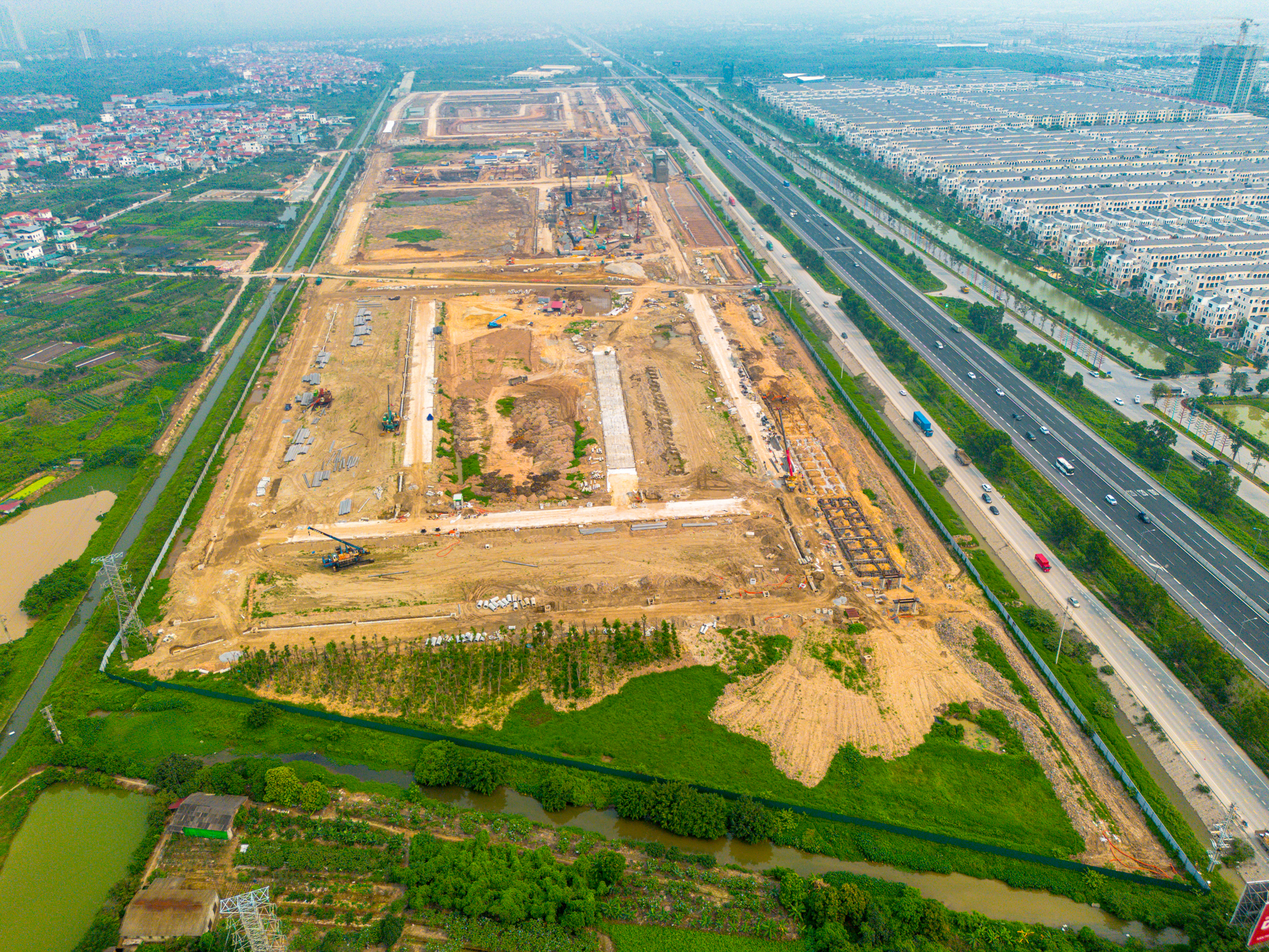 Cận cảnh dự &aacute;n nằm giữa ba đại đ&ocirc; thị hơn 10 tỷ USD, hưởng lợi từ V&agrave;nh đai 4 v&agrave; cầu vượt s&ocirc;ng Hồng - Ảnh 2.