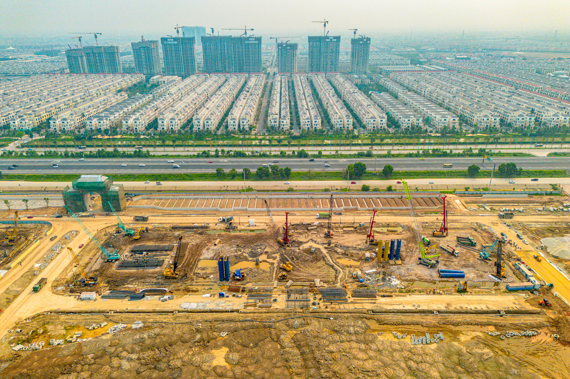 Cận cảnh dự &aacute;n nằm giữa ba đại đ&ocirc; thị hơn 10 tỷ USD, hưởng lợi từ V&agrave;nh đai 4 v&agrave; cầu vượt s&ocirc;ng Hồng - Ảnh 3.