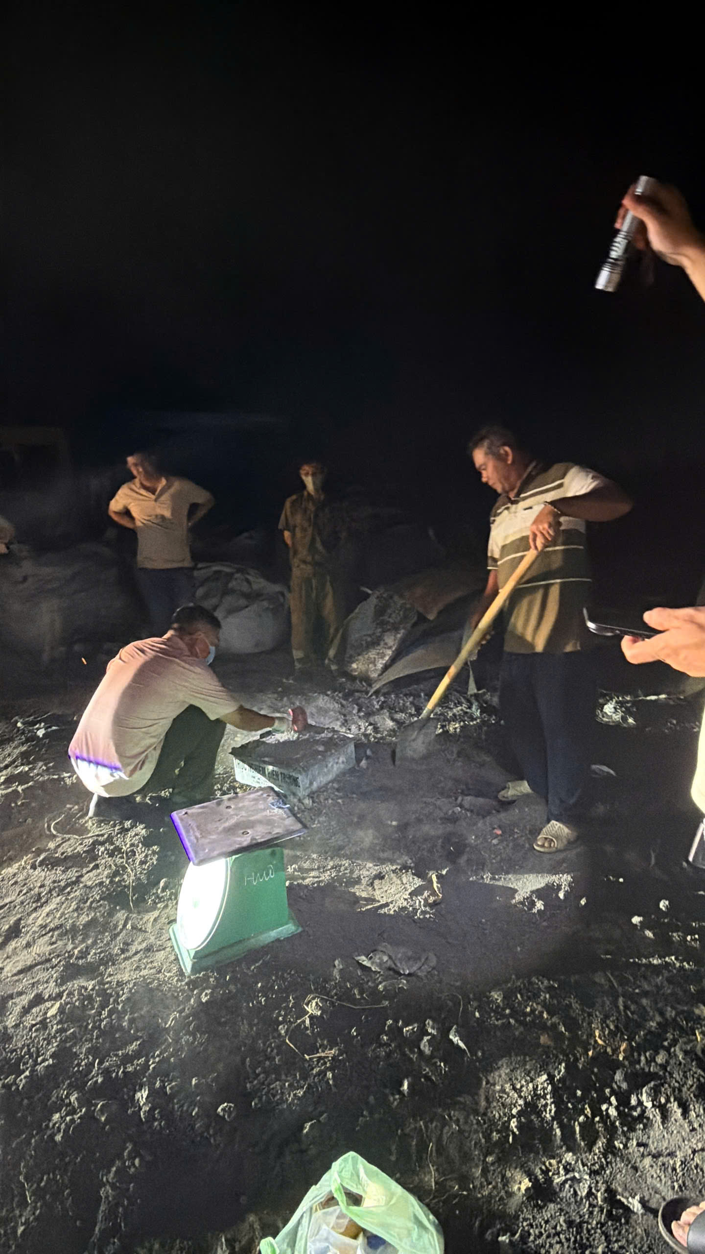 Chuyện chưa kể về chuy&ecirc;n &aacute;n một năm r&ograve;ng r&atilde; của C&ocirc;ng an TPHCM - Ảnh 9.