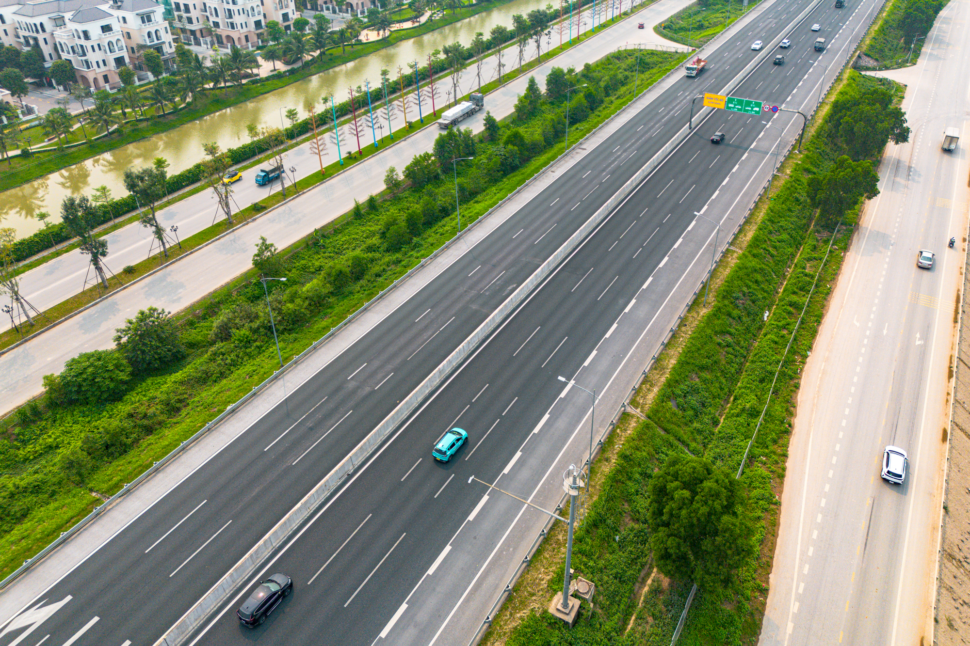 Cận cảnh dự &aacute;n nằm giữa ba đại đ&ocirc; thị hơn 10 tỷ USD, hưởng lợi từ V&agrave;nh đai 4 v&agrave; cầu vượt s&ocirc;ng Hồng - Ảnh 4.