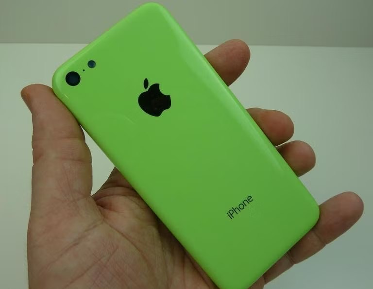 IPhone 5c trở lại: Sức h&uacute;t h&ograve;ai cổ chinh phục giới trẻ năm 2026 - Ảnh 3.