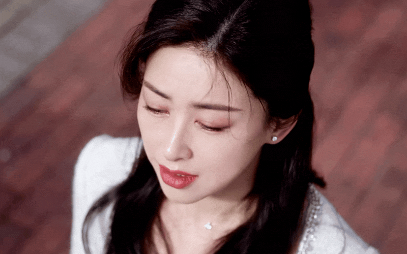 Phụ nữ 40 tuổi kh&ocirc;ng c&oacute; tiền ri&ecirc;ng: Tư duy quyết định - Ảnh 1.