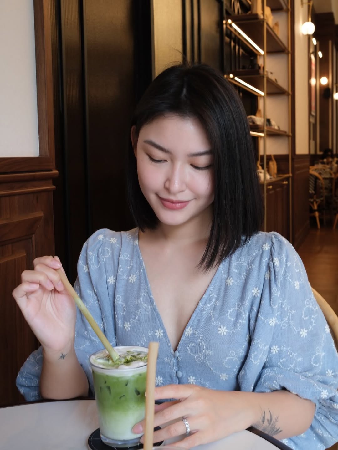 TikToker 23 tuổi khoe x&acirc;y nh&agrave; tr&ecirc;n mảnh đất 400m2 hướng mặt ra biển, mới nh&igrave;n phần th&ocirc; netizen khẳng định: Đ&acirc;y l&agrave; villa chứ nh&agrave; g&igrave;! - Ảnh 7.