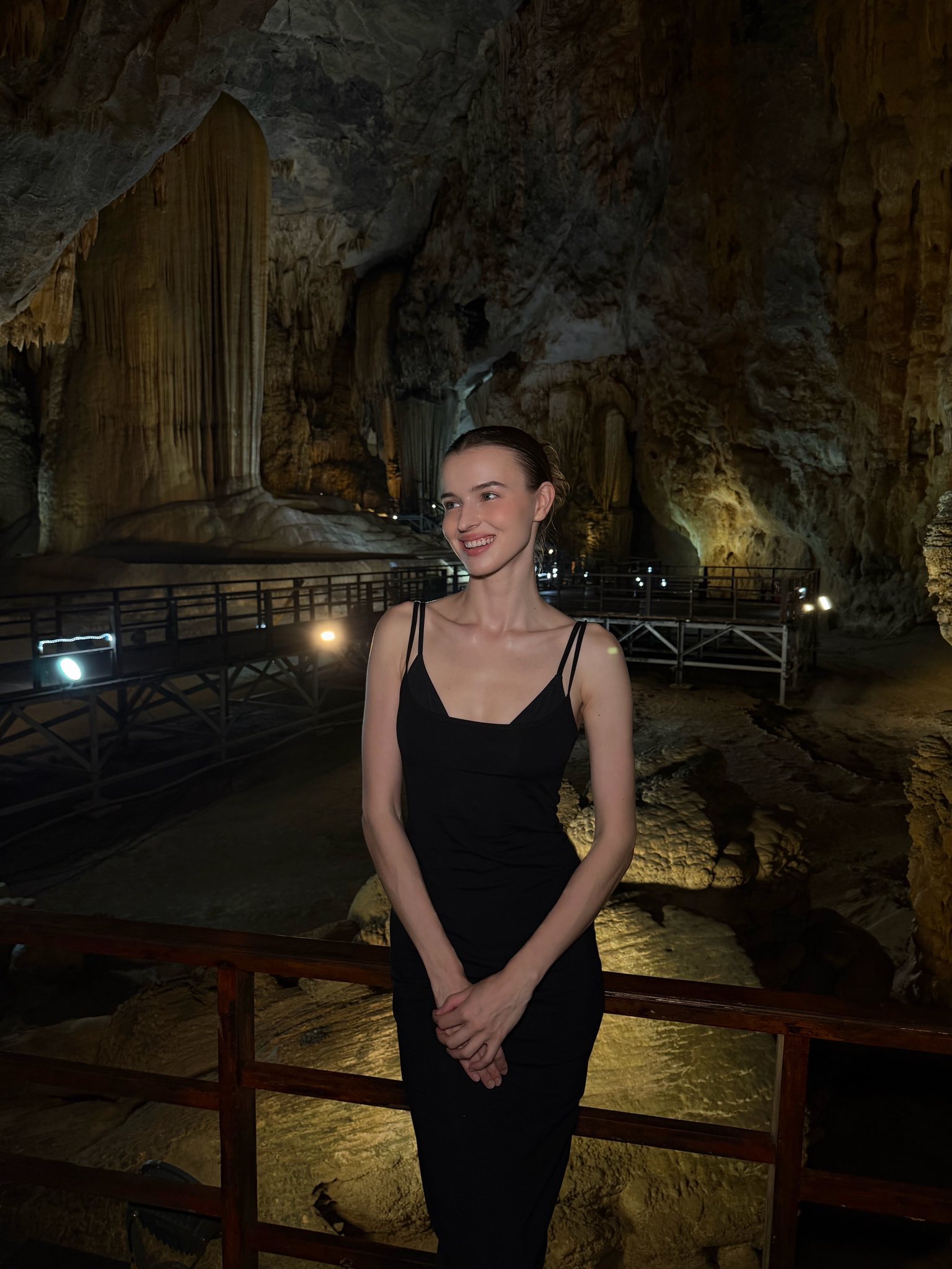 Ch&uacute; t&agrave;i xế xe &ocirc;m c&ocirc;ng nghệ bắn tiếng Anh khiến ai cũng ngưỡng mộ - Ảnh 2.