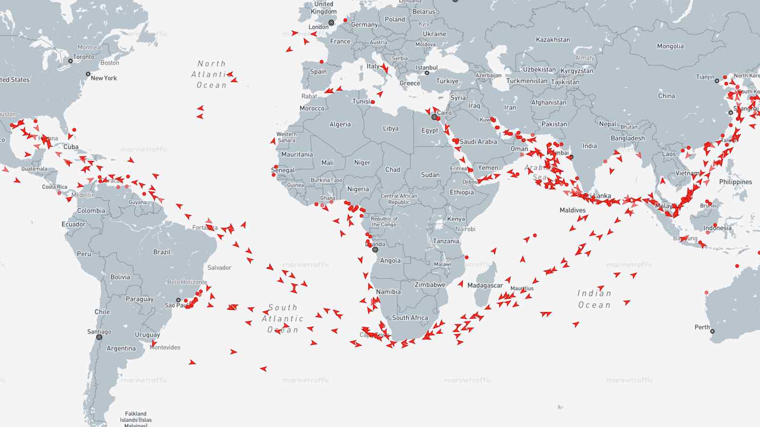 70 si&ecirc;u t&agrave;u chở dầu xếp h&agrave;ng d&agrave;i, đồng loạt hướng về ph&iacute;a Mỹ - chuyện g&igrave; đang xảy ra?- Ảnh 1.