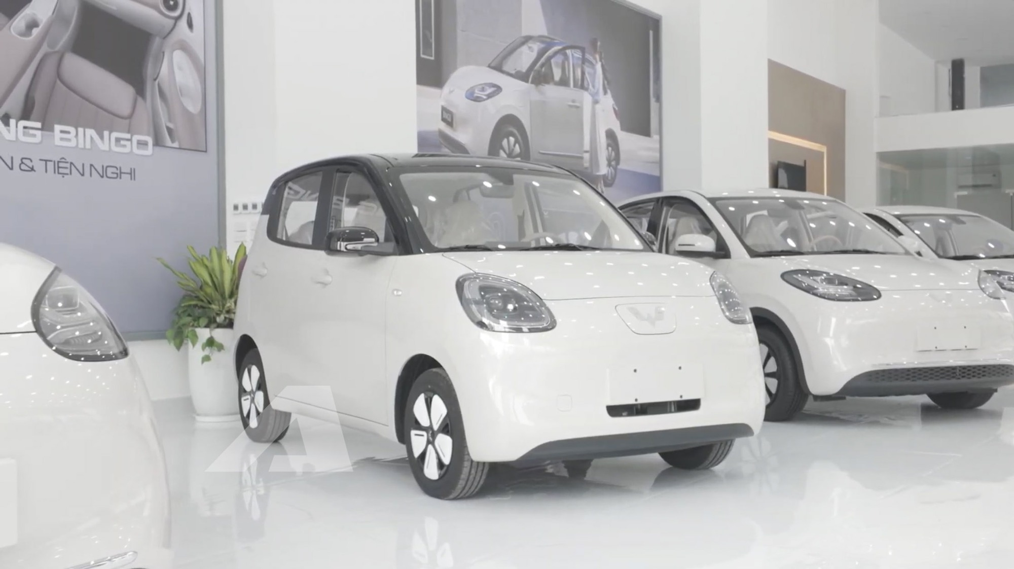 Xem thực tế Wuling Macaron 2026 vừa về đại lý: 2 màn hình, phanh điện tử, ngồi được 4 người lớn- Ảnh 7.