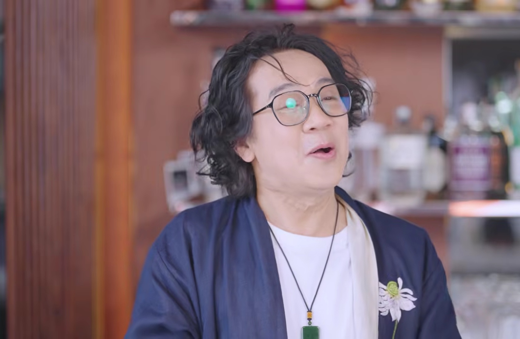 NSƯT Thành Lộc bắt taxi hẹn hò 1 người: 