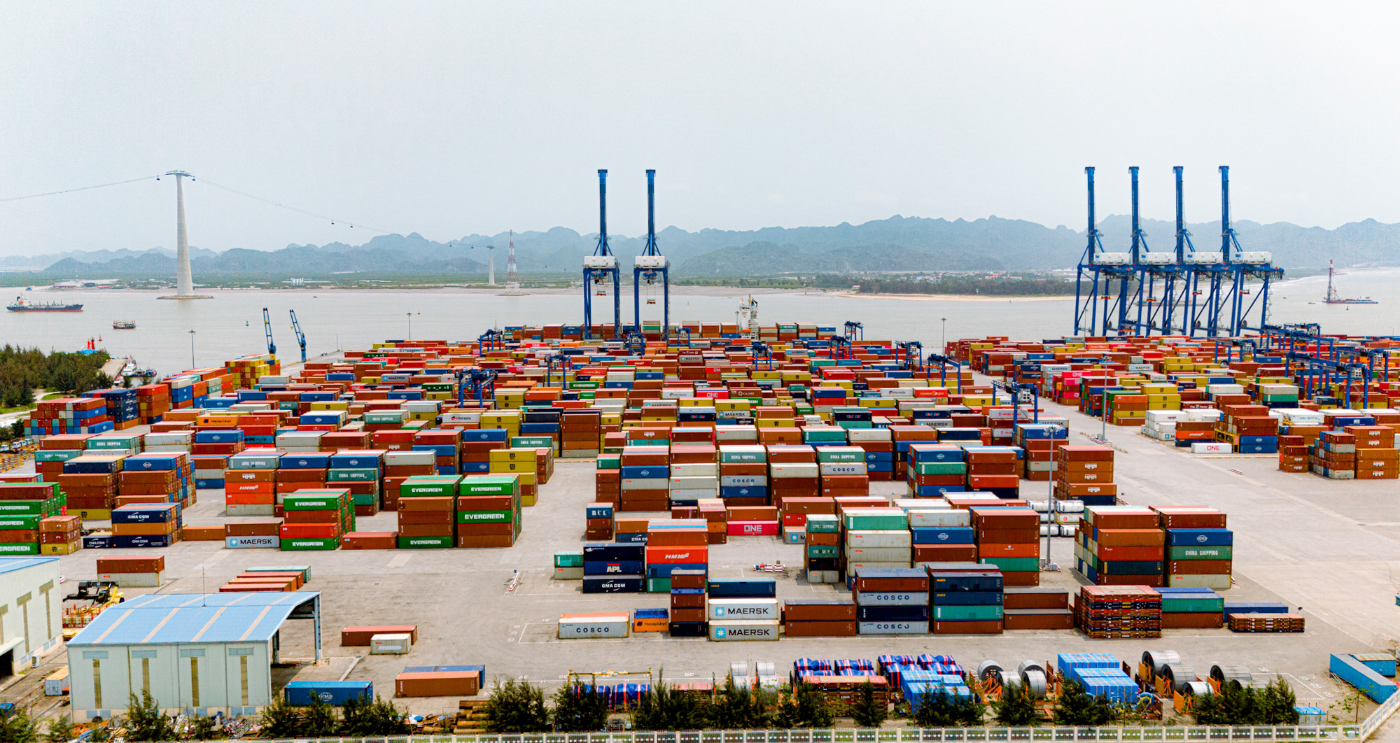 3 cây cầu vượt biển dài nhất Việt Nam: Nơi mở cửa cho nhà máy Vinfast, nơi “đánh thức” thị trường địa ốc, nơi sẽ đạt top 3 Đông Nam Á - Ảnh 3.