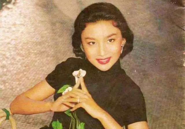 Ai l&agrave; nguy&ecirc;n mẫu đời thật của Tiểu Long Nữ?  - Ảnh 2.