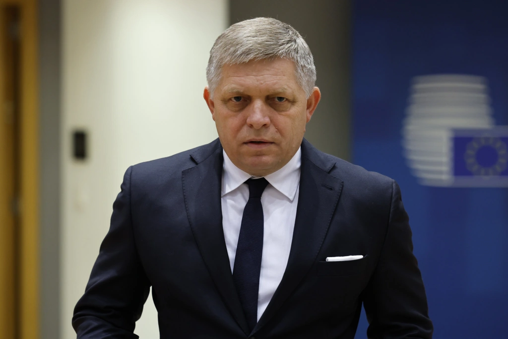 Chuyến đi Moscow của Thủ tướng Slovakia Robert Fico g&acirc;y rạn nứt trong EU năm 2026 - Ảnh 2.